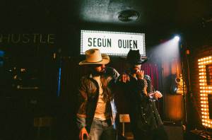 Carin Leon y Maluma