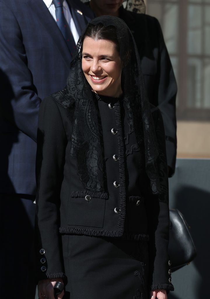 Carlota Casiraghi en la visita del Papa León XIV a Mónaco, 2026.