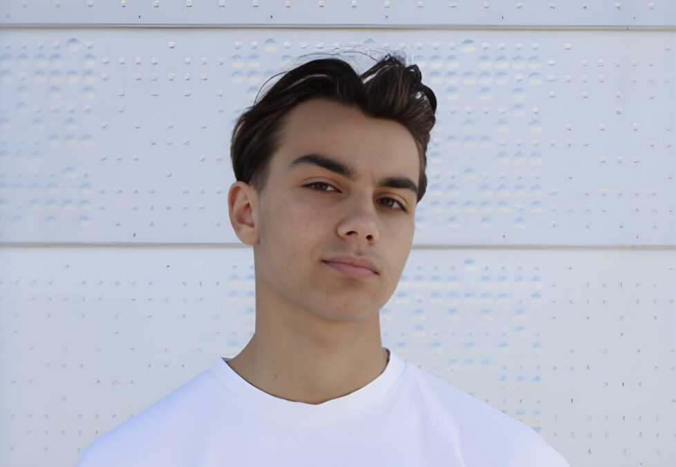 TchiTchi Opens Up About Brotherhood, Loyalty, and the Heart Behind New “Irmãos”