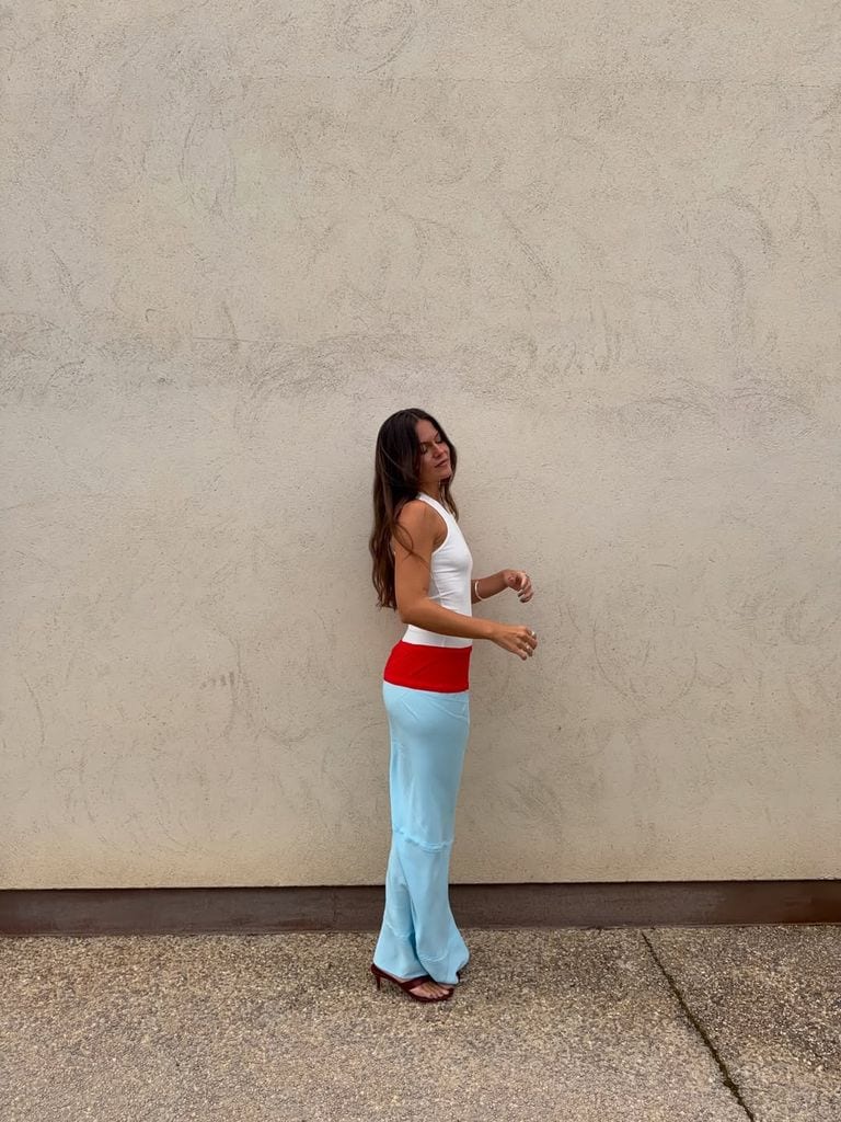 El original look de bautizo de Bea Gimeno que desafía el protocolo