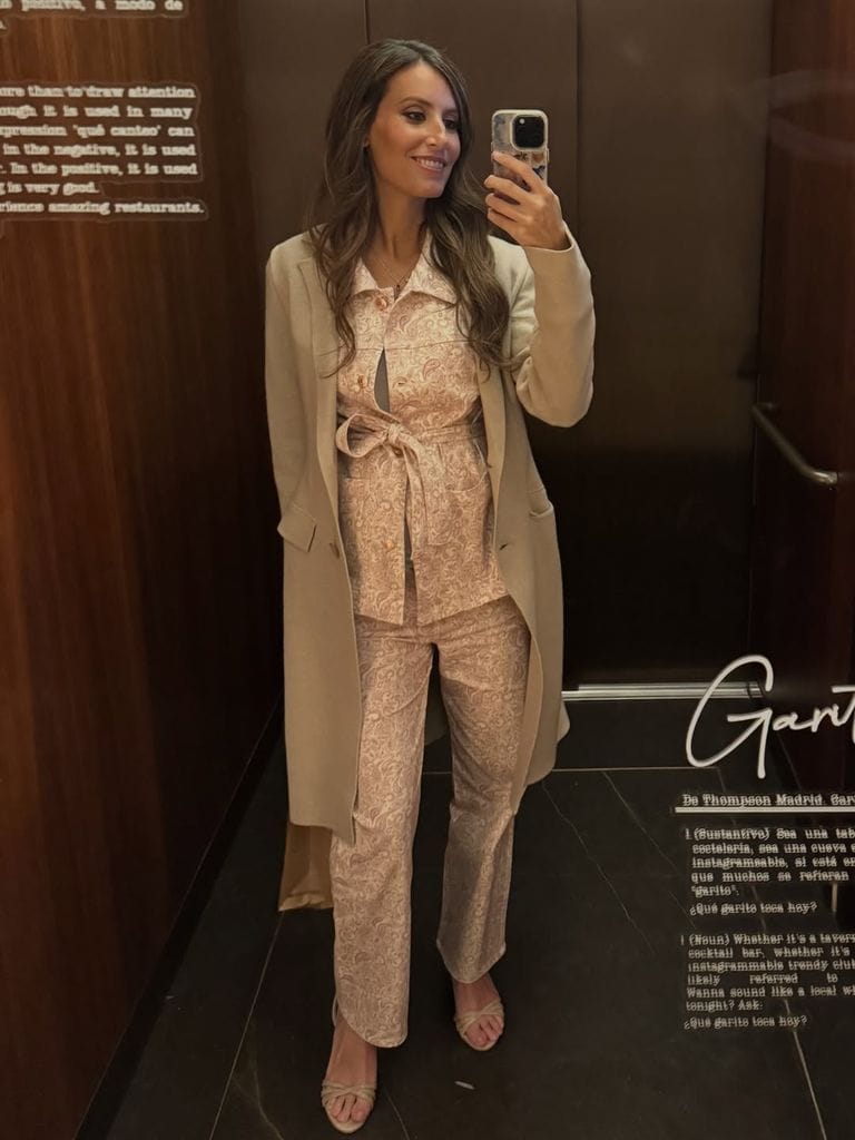 Ana Boyer presume de su cuarto embarazo. 