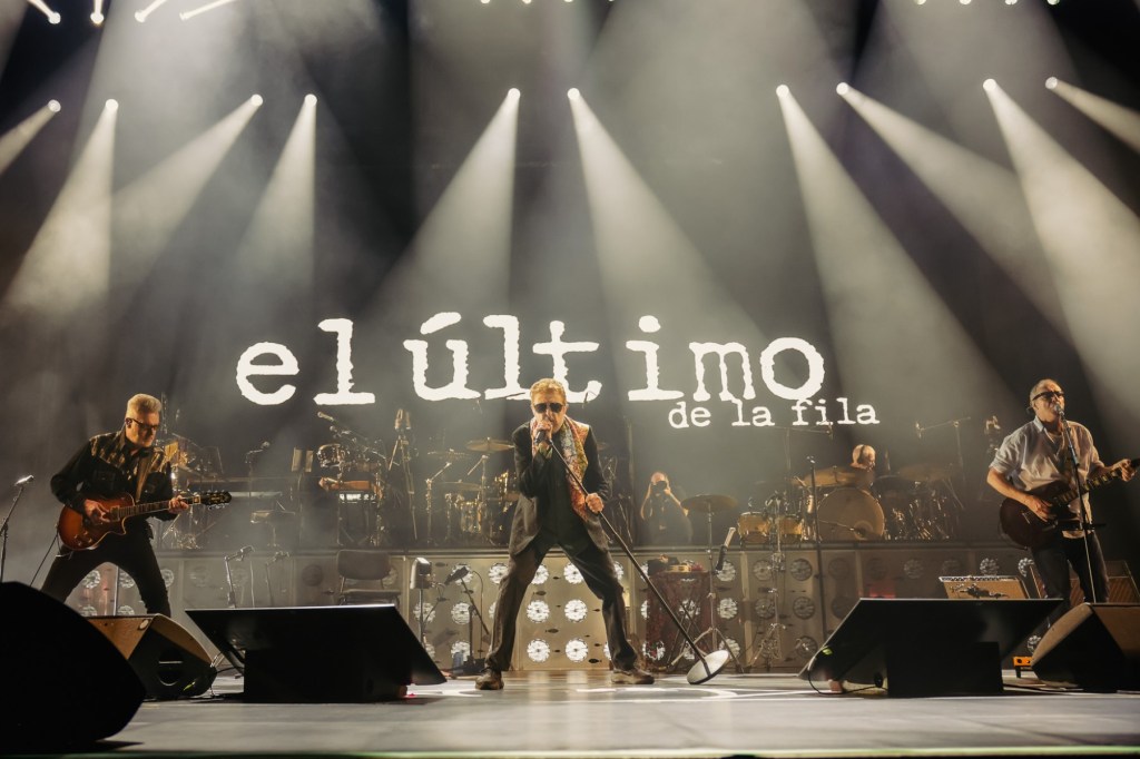El Último de la Fila Return After 30 Years to Prove Their Songs Still Belong to Everyone