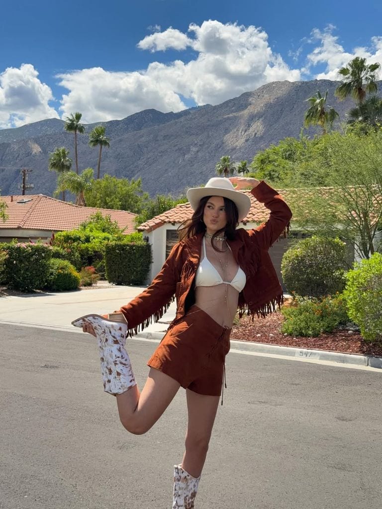 Carlota Melendi en Coachella 2026.