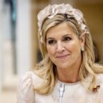 Máxima de Holanda recupera el vestido de lino con flores y cristales que estrenó en la graduación de su hija Amalia
