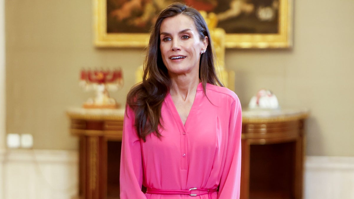 Queen Letizia Embraces Vibrant Pink for Her Return to Zarzuela