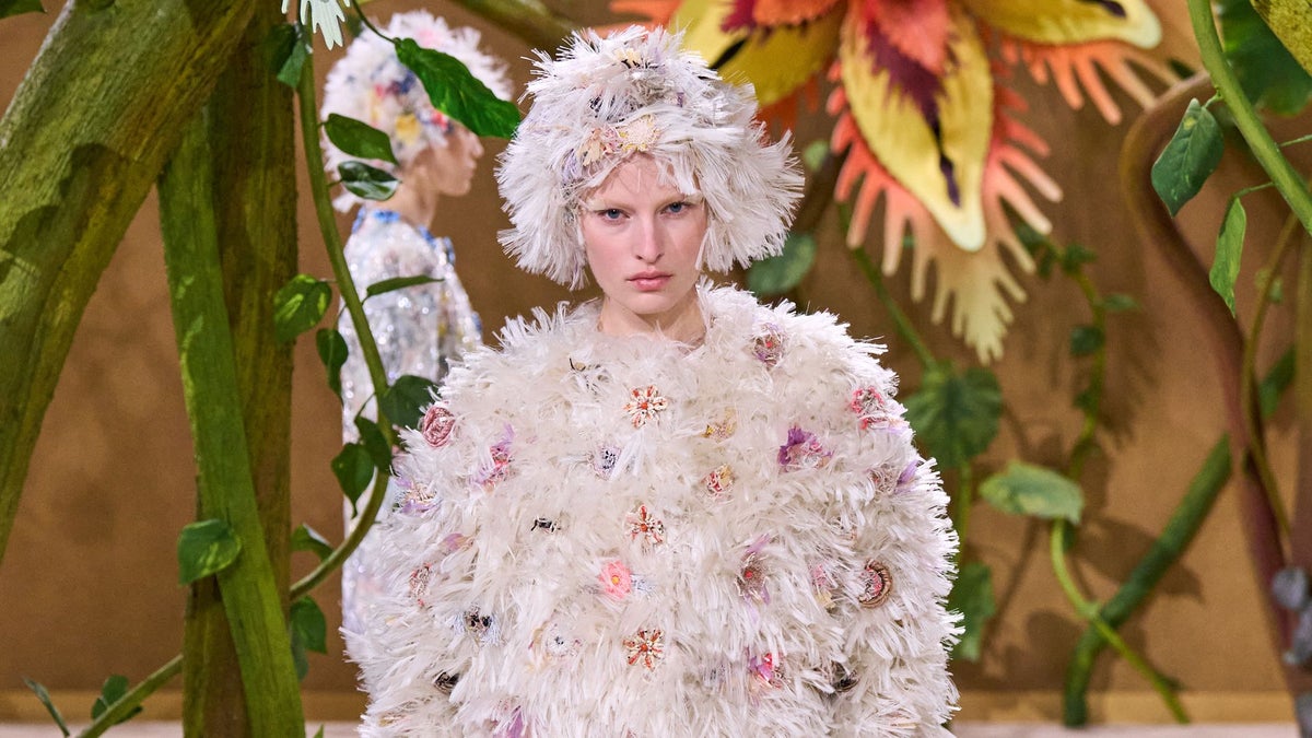 Chanel's Autumn/Winter 2026-2027 Haute Couture: A Botanical Dream