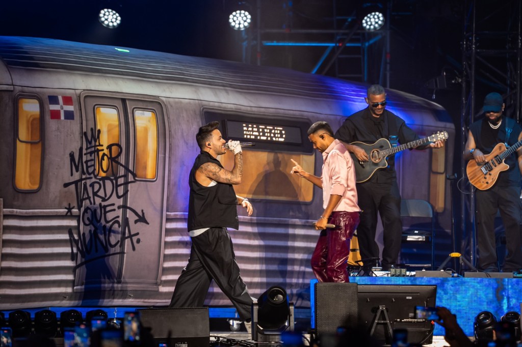 Romeo Santos and Prince Royce Bring 'Mejor Tarde Que Nunca' Tour to Madrid