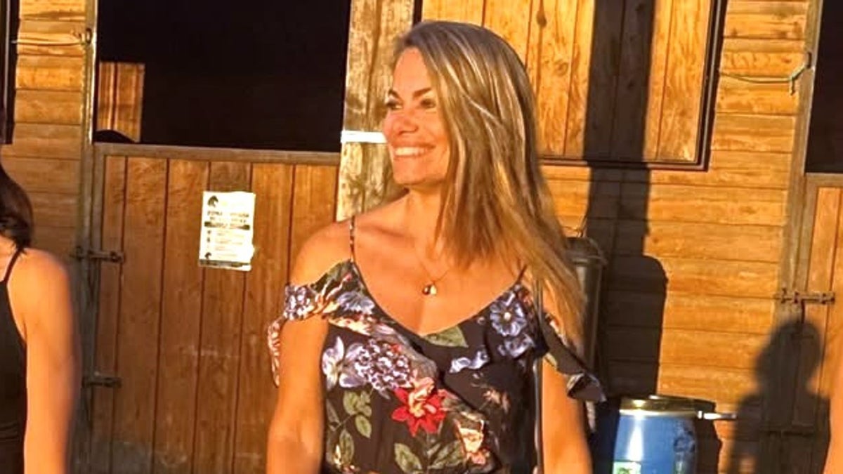 Carla Goyanes: The Perfect Summer Look for Escaping the City
