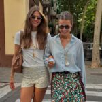 Minifalda de lentejuelas: 3 looks versátiles para el verano