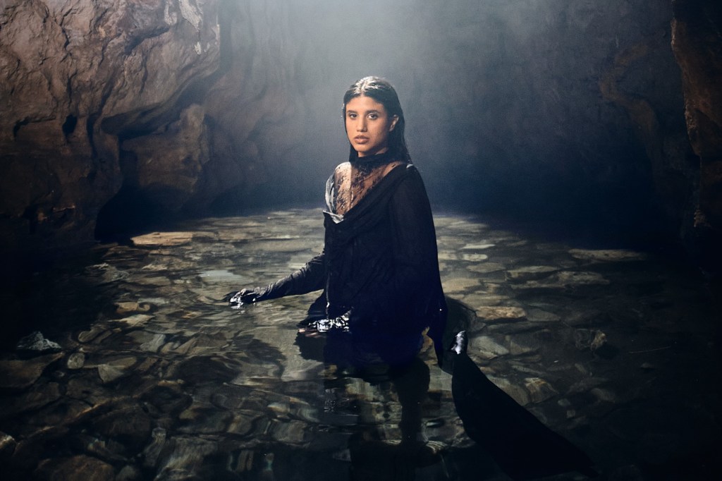 Melanie Santiler: The Cuban Rising Artist Redefining Latin Pop