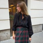 El regreso de la falda lápiz: elegancia atemporal más allá de la oficina