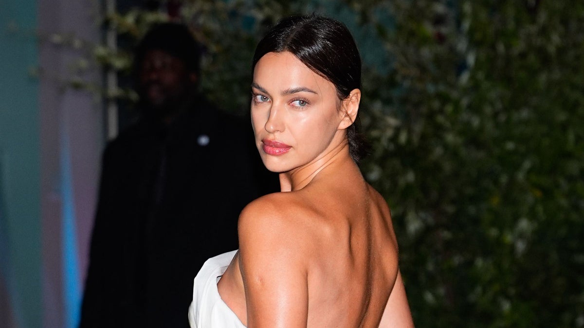 Irina Shayk's Stunning New York Moment: The 'Pataky Effect'